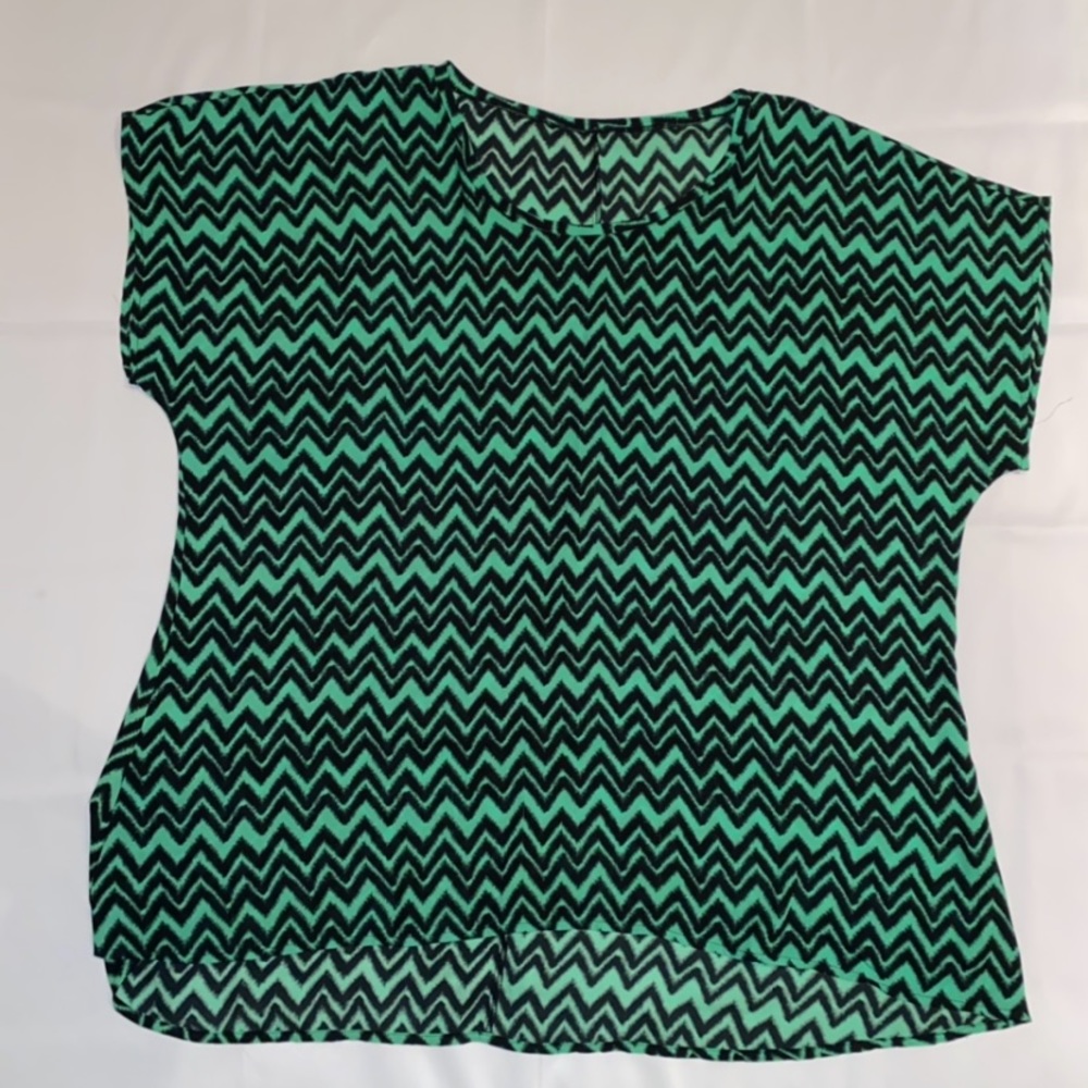 Cheveron Pattern Blouse